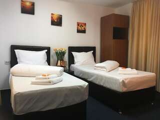 Отель Liad Hotel Бухарест Двухместный номер с 2 отдельными кроватями-1