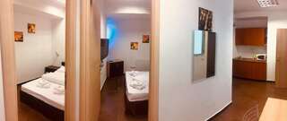 Отель Liad Hotel Бухарест Люкс с 2 спальнями-9